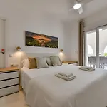 Villa Guzman - Alex Benissa